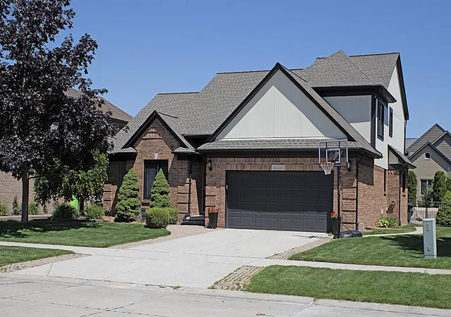 Photo 1 of Sale Pending at 21175 Briar Rose Dr, Macomb, MI 48044 | MLS# 58050213124 | Listing updated on 2026-07-15