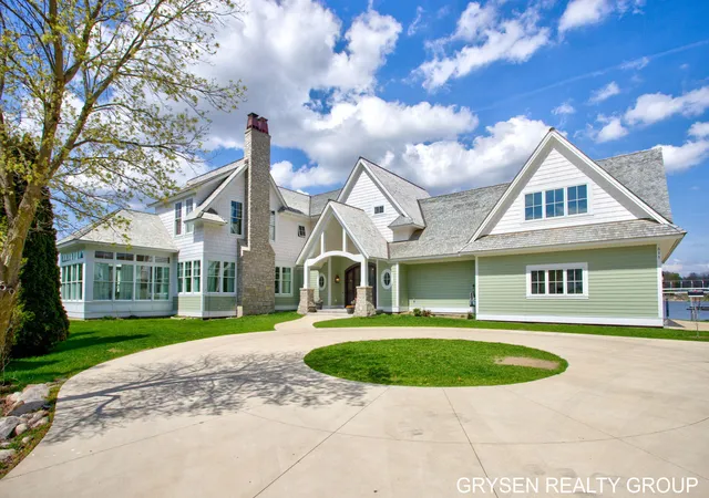 Photo 1 of Sale Pending at 511 N Lake Dr, Caledonia, MI 49316 | MLS# 65026032568 | Listing updated on 2026-09-03