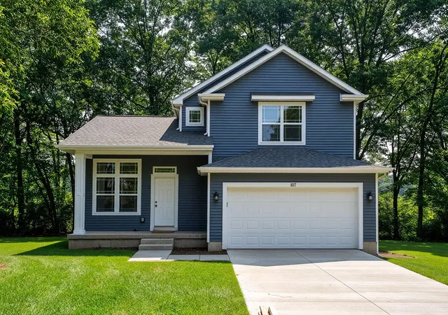 Photo 1 of Single family home for sale at 15317 Sherwood Ln, Lansing, MI 48906 | MLS# 55026032585 | Listing updated on 2026-06-29