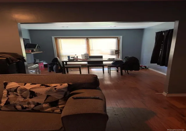 Photo 3 of Single family home for sale at 3407 Fulton St, Saginaw, MI 48601 | MLS# 20261049151 | Listing updated on 2026-08-03