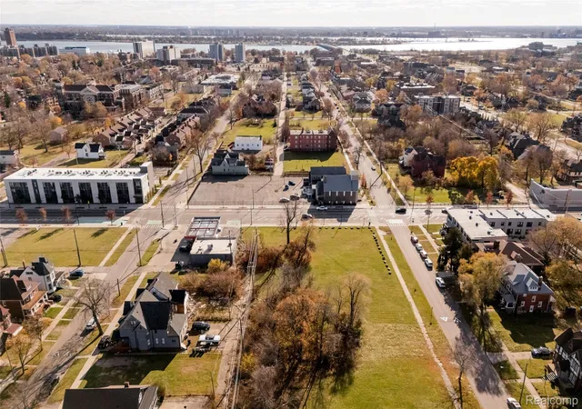 Photo 2 of Land for sale at 7319 Kercheval St, Detroit, MI 48214 | MLS# 20261049161 | Listing updated on 2026-07-06