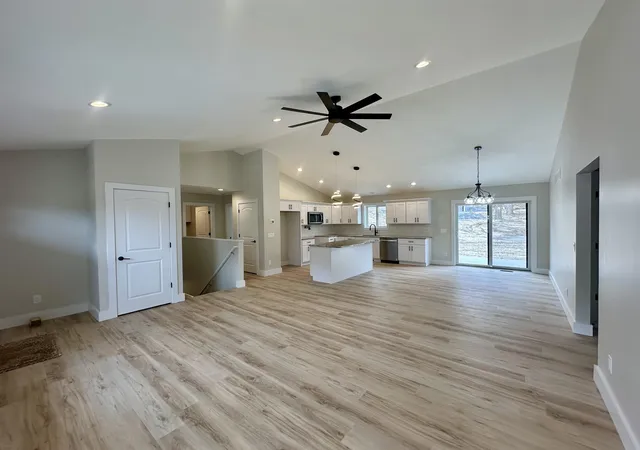 Photo 3 of Single family home for sale at 1118 Birmley Ests Dr, Traverse City, MI 49696 | MLS# 78080070386 | Listing updated on 2026-07-04