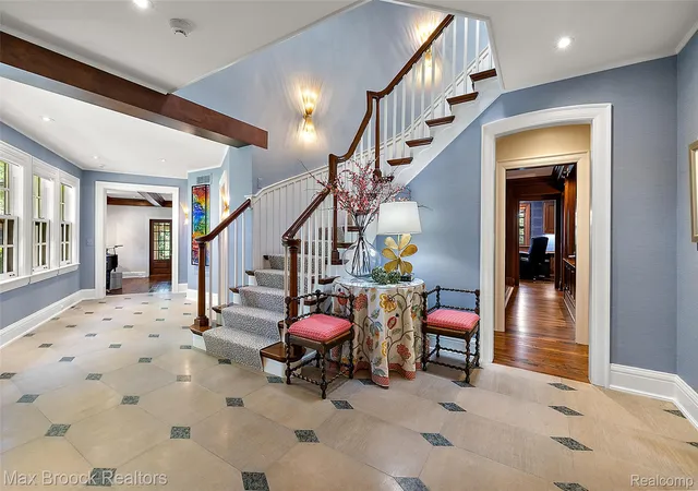 Photo 2 of Single family home for sale at 590 Haverhill Rd, Bloomfield Hills, MI 48304 | MLS# 20261049180 | Listing updated on 2026-08-25