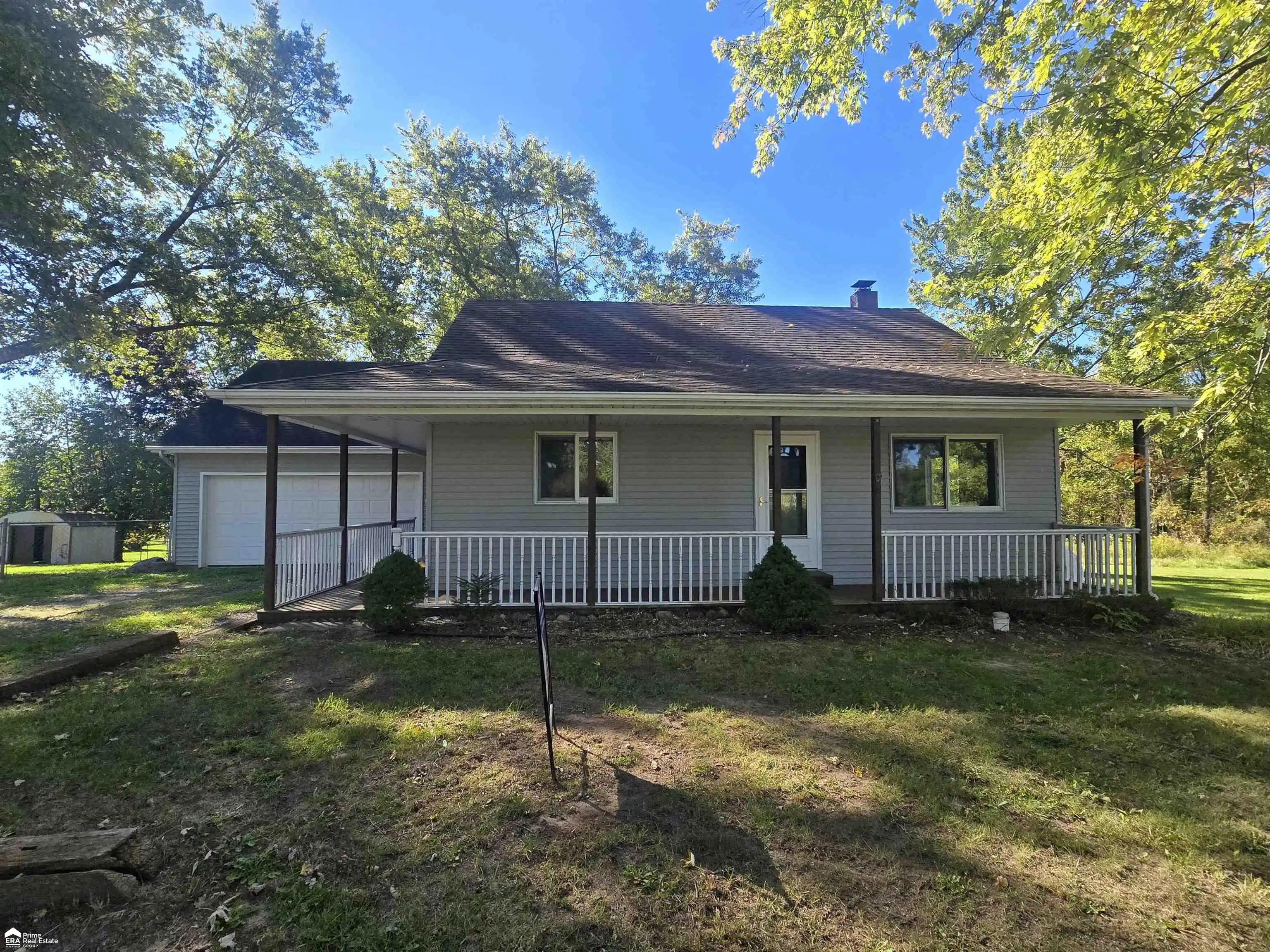Single family home for sale at 819 W Summit St, Durand, MI 48429 | MLS# 5050213161