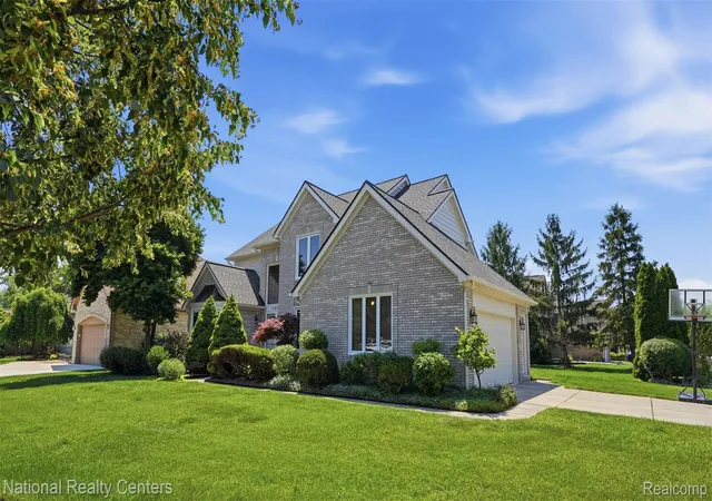 Photo 2 of Single family home for sale at 6860 Bridgemont Dr, Canton, MI 48187 | MLS# 20261049209 | Listing updated on 2026-09-13