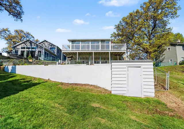 5th image of 468 W Crooked Lake Dr W, Kalamazoo, MI 49009 | MLS# 66026032622