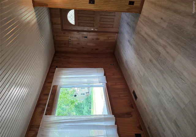 Photo 3 of Single family home for sale at 21411 Collingham Ave, Farmington Hills, MI 48336 | MLS# 20261049220 | Listing updated on 2026-08-28