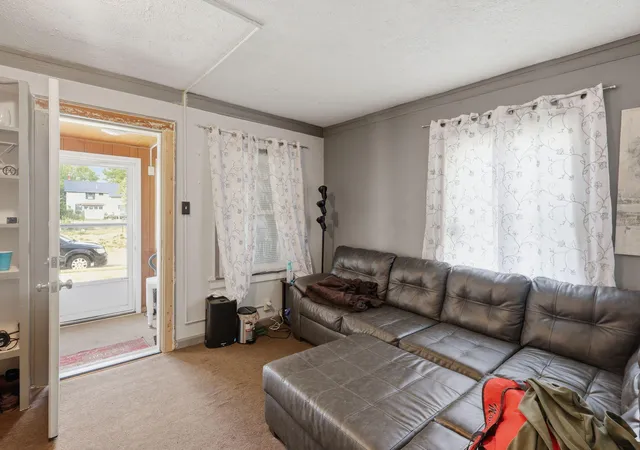 Photo 3 of Single family home for sale at 612 Baker St, Lansing, MI 48910 | MLS# 65026032624 | Listing updated on 2026-07-24