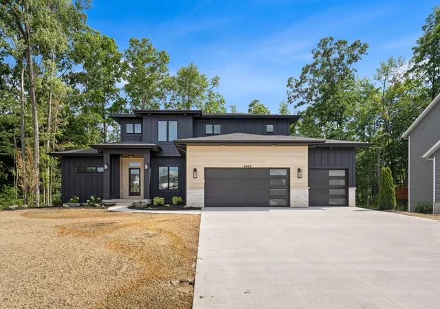 1st image of 4662 Hidden Ridge Dr, Hudsonville, MI 49426 | MLS# 65026032631