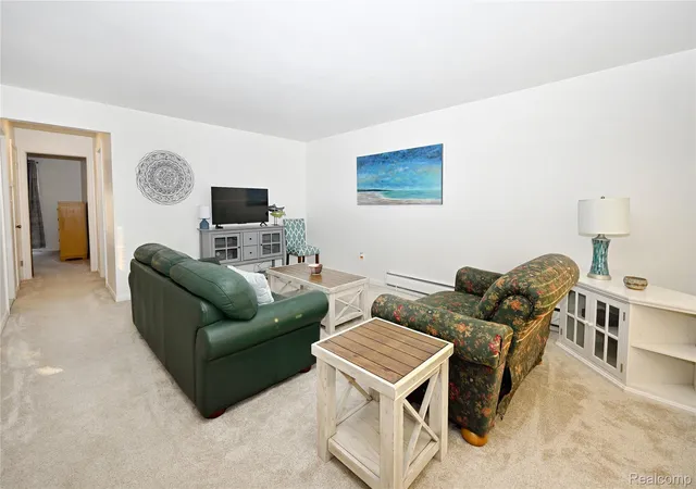 Photo 2 of House for sale at 2820 Woodslee Dr #405, Royal Oak, MI 48073 | MLS# 20261049247 | Listing updated on 2026-09-04