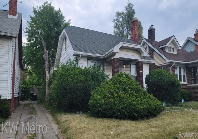 Photo 3 of Single family home for sale at 12126 Wyoming Ave, Detroit, MI 48204 | MLS# 20261049269 | Listing updated on 2026-09-10