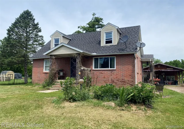 Photo 1 of Sale Pending at 5151 Kendall Dr, Burton, MI 48509 | MLS# 20261049291 | Listing updated on 2026-08-19