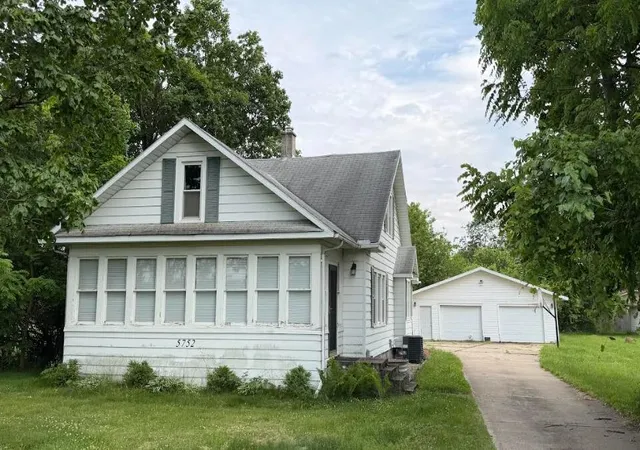 Photo 1 of Sale Pending at 5752 E Cork St, Kalamazoo, MI 49048 | MLS# 66026032655 | Listing updated on 2026-07-29