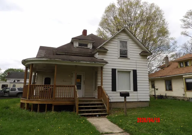 Photo 1 of Single family home for sale at 610 Pine St, Three Rivers, MI 49093 | MLS# 69026032660 | Listing updated on 2026-09-01