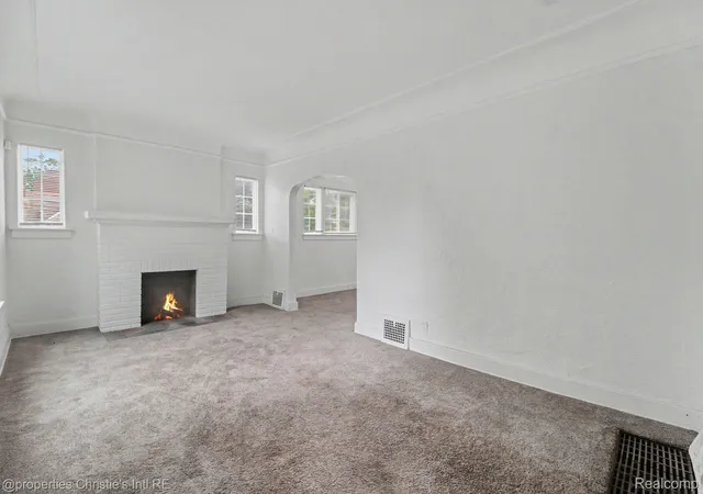 Photo 3 of Single family home for sale at 5911 Yorkshire Rd, Detroit, MI 48224 | MLS# 20261049338 | Listing updated on 2026-09-15