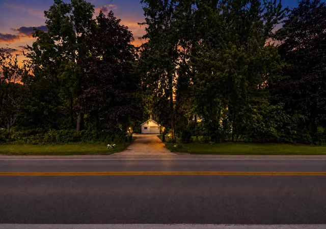 Photo 1 of Single family home for sale at 6109 Brooklyn Rd, Jackson, MI 49201 | MLS# 55026032691 | Listing updated on 2026-09-15