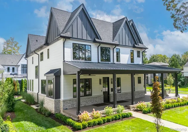 Photo 2 of Mansion for sale at 1120 Lyonhurst St, Birmingham, MI 48009 | MLS# 20261049375 | Listing updated on 2026-08-29