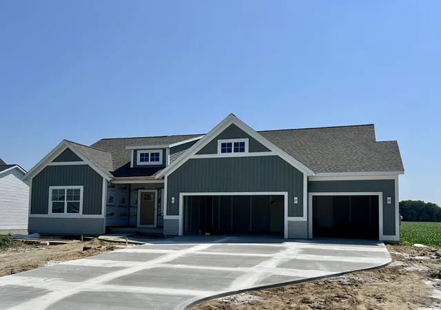 2nd image of 3640 Garner Dr #19, Zeeland, MI 49464 | MLS# 71026032724