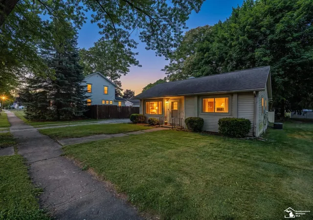 Photo 1 of Sale Pending at 220 Raisin St, Deerfield, MI 49238 | MLS# 57050213233 | Listing updated on 2026-07-04