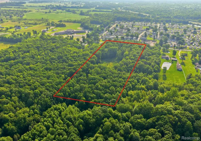 Photo 1 of Sale Pending at 5296 County Line Rd, Lenox, MI 48048 | MLS# 20261049442 | Listing updated on 2026-08-18