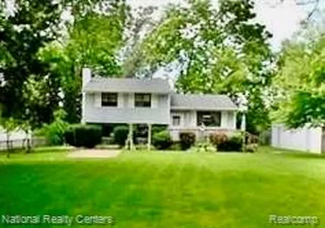 Photo 1 of Single family home for sale at 3090 Massena St, Commerce Township, MI 48382 | MLS# 20261049454 | Listing updated on 2026-09-14