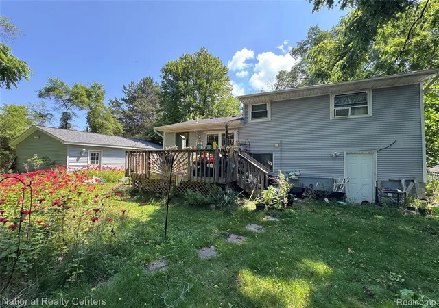 Photo 2 of Single family home for sale at 3090 Massena St, Commerce Township, MI 48382 | MLS# 20261049454 | Listing updated on 2026-09-14