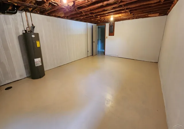 2nd image of 240 W Tuscola Unit 9th St, FrankenmuthCity_Saginaw, MI 48734