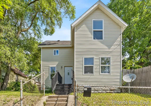 2nd image of 1115 Baxter St Se, Grand Rapids, MI 49506 | MLS# 65026032763