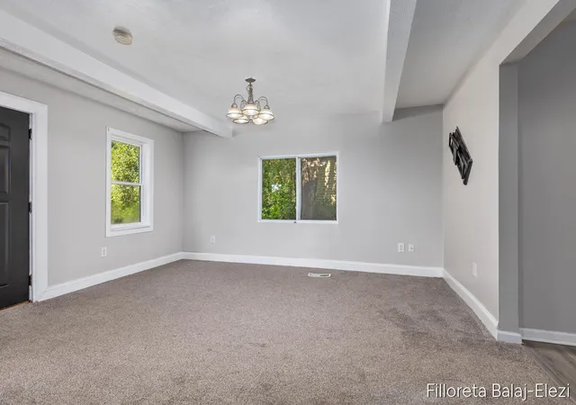 5th image of 1115 Baxter St SE, Grand Rapids, MI 49506 | MLS# 65026032763