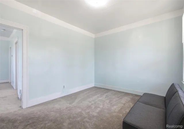 4th image of 2003 Dearing St, Hamtramck, MI 48212 | MLS# 20261049462