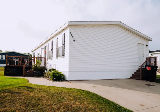 Photo 2 of Single family home for sale at 11710 Torrey Trl Nw, Grand Rapids, MI 49534 | MLS# 66026032770 | Listing updated on 2026-07-29