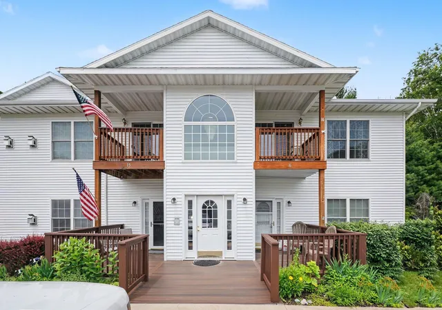 1st image of 1025 E Lincoln, East Tawas, MI 48730 | MLS# 77080070426