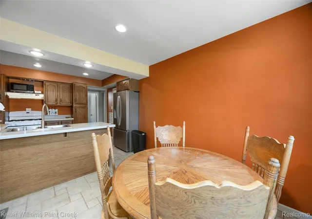 Photo 4 of Single family home for sale at 5153 Busch Ave, Warren, MI 48091 | MLS# 20261049500 | Listing updated on 2026-08-01