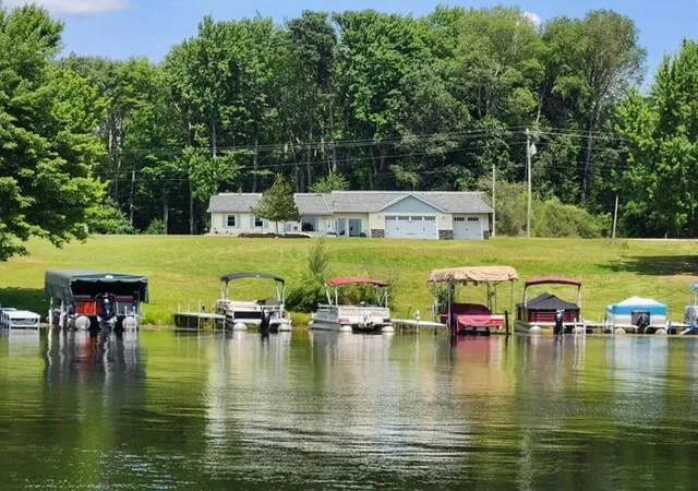 Photo 1 of Single family home for sale at 11328 Old Pierce Rd, Stanwood, MI 49346 | MLS# 72026032800 | Listing updated on 2026-08-27