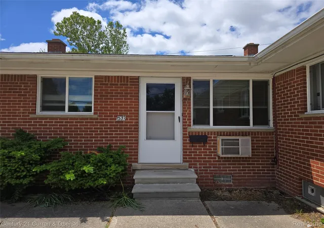 Photo 2 of Multi family home for sale at 1521 Electric Ave, Lincoln Park, MI 48146 | MLS# 20261049506 | Listing updated on 2026-09-23