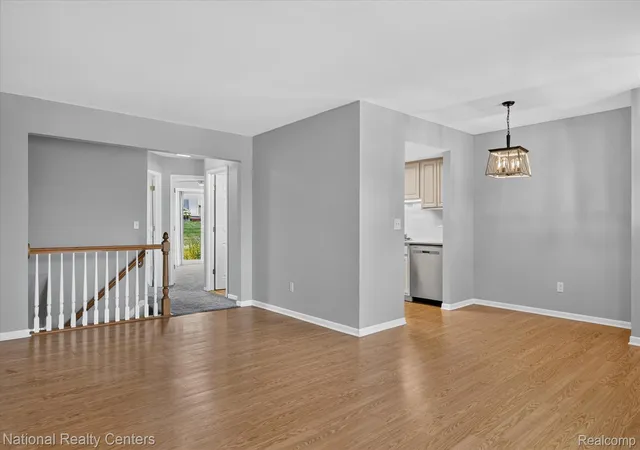 Photo 4 of House for sale at 25245 Franklin Ter #3, South Lyon, MI 48178 | MLS# 20261049511 | Listing updated on 2026-09-06