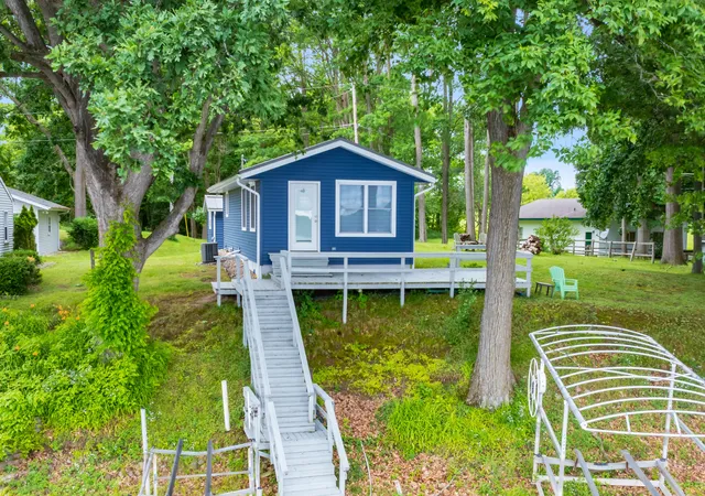 1st image of 81735 Laguna Beach Park Rd, Lawton, MI 49065 | MLS# 66026032802