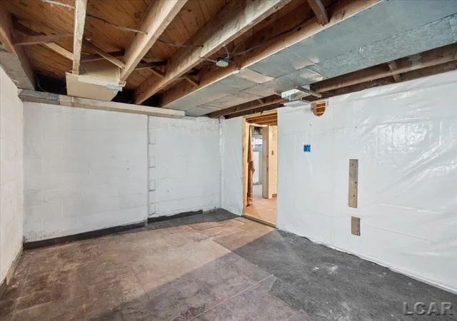 Photo 24 of Single family home for sale at 1237 Vine St, Adrian, MI 49221 | MLS# 56050213282 | Listing updated on 2026-06-30