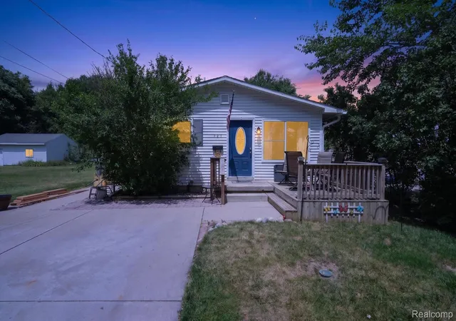 Photo 1 of Sale Pending at 721 Jerome Ave, Owosso, MI 48867 | MLS# 20261049552 | Listing updated on 2026-09-02
