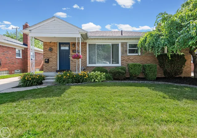 Photo 1 of Sale Pending at 26730 Ursuline St, Saint Clair Shores, MI 48081 | MLS# 58050213292 | Listing updated on 2026-07-20