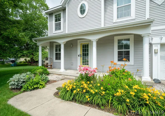 5th image of 1877 Sun Park Dr, Zeeland, MI 49464 | MLS# 65026032824