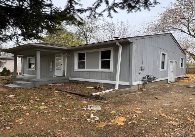 2nd image of 19372 Woodbine St, Detroit, MI 48219 | MLS# 20261049570