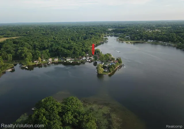 2nd image of 4765 Northway Dr, Attica, MI 48412 | MLS# 20261049571