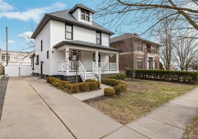 Photo 3 of Single family home for sale at 967 Ann St, Birmingham, MI 48009 | MLS# 20261049575 | Listing updated on 2026-07-06