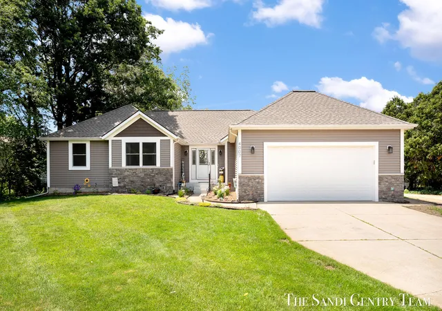 1st image of 4007 Meadow Ln, Muskegon, MI 49444 | MLS# 71026032851