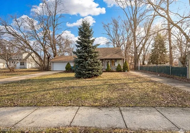 Photo 1 of Single family home for sale at 23340 Cunningham Ave, Warren, MI 48091 | MLS# 20261049602 | Listing updated on 2026-08-24