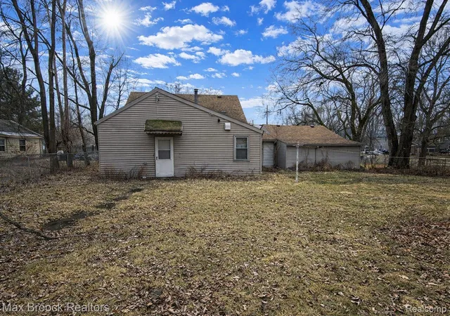 Photo 3 of Single family home for sale at 23340 Cunningham Ave, Warren, MI 48091 | MLS# 20261049602 | Listing updated on 2026-08-24