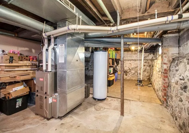 19th image of 220 S 7th St, Ann Arbor, MI 48103 | MLS# 81026032854