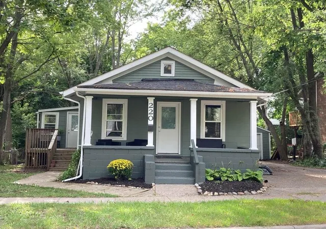 1st image of 220 S 7th St, Ann Arbor, MI 48103 | MLS# 81026032854