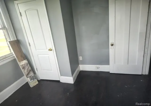 Photo 4 of Multi family home for sale at 2517 Taylor St, Detroit, MI 48206 | MLS# 20261049609 | Listing updated on 2026-09-08